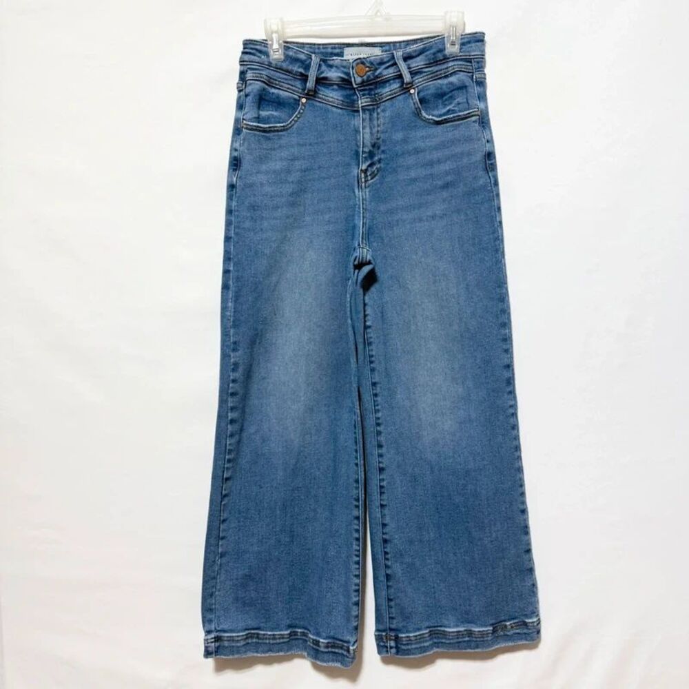 Risen Jeans High Rise Wide Leg Size 11/30